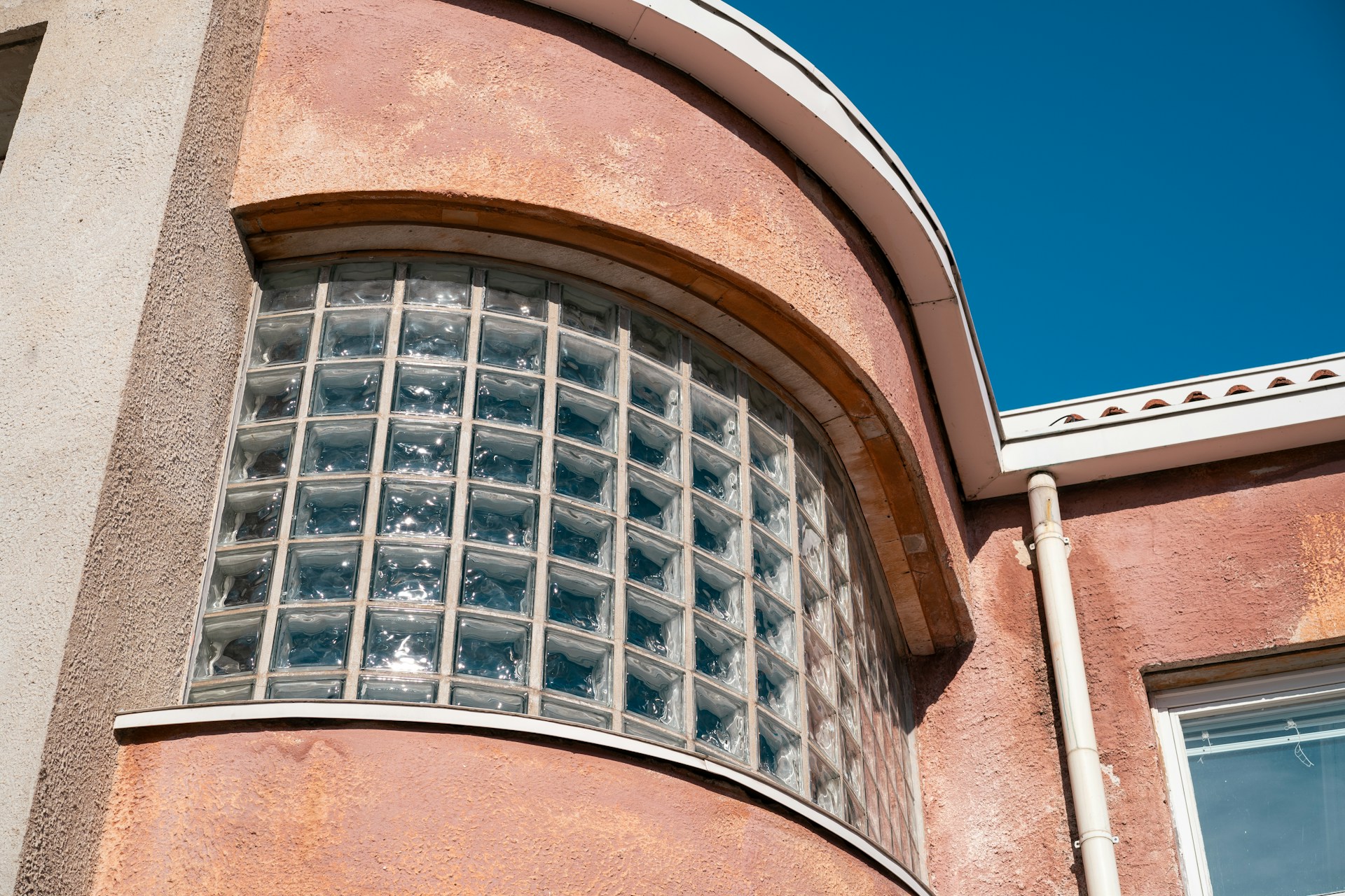 commercial gutter cleaning